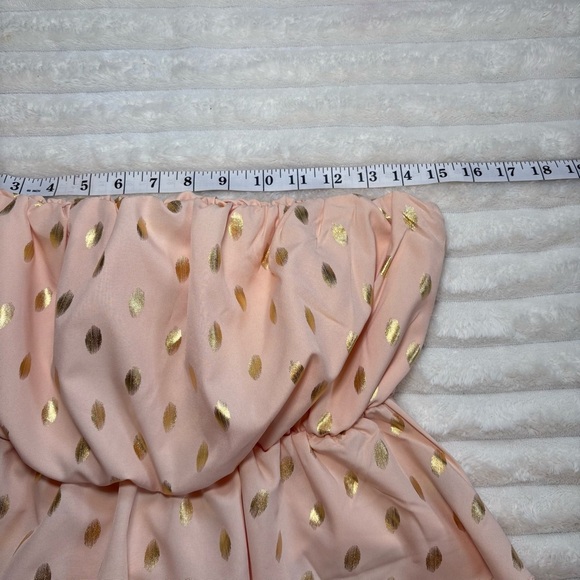 4/25$ SHEIN Pink and Gold Smocked Strapless Blouse With Open Tie Back Medium - Picture 6 of 7